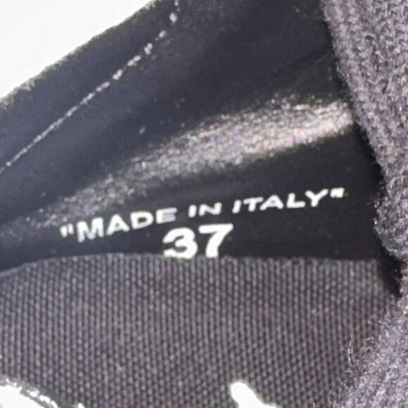 Off-White 3.0 OFF-COURT SNEAKERS - Picture 9 of 11